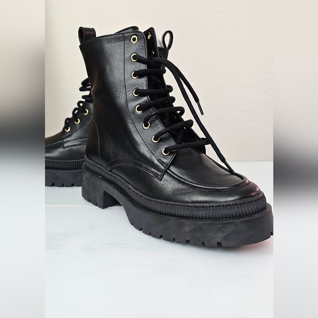 Bobbies Paris Fallon Boot In Deep Black Size 40fr / 9.5us — image 3 of 8